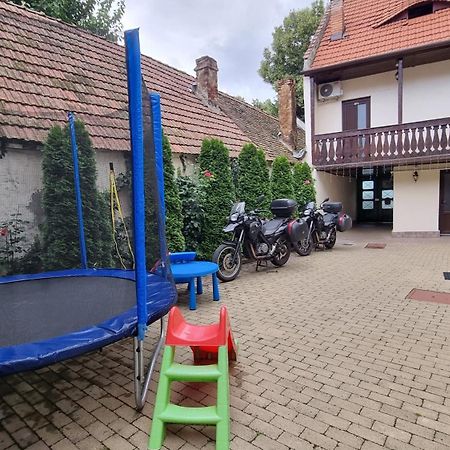 Lindenhaus Hotell Sibiu Eksteriør bilde