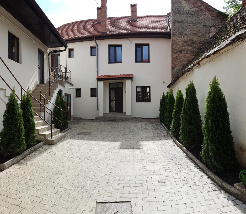 Lindenhaus Hotell Sibiu Eksteriør bilde