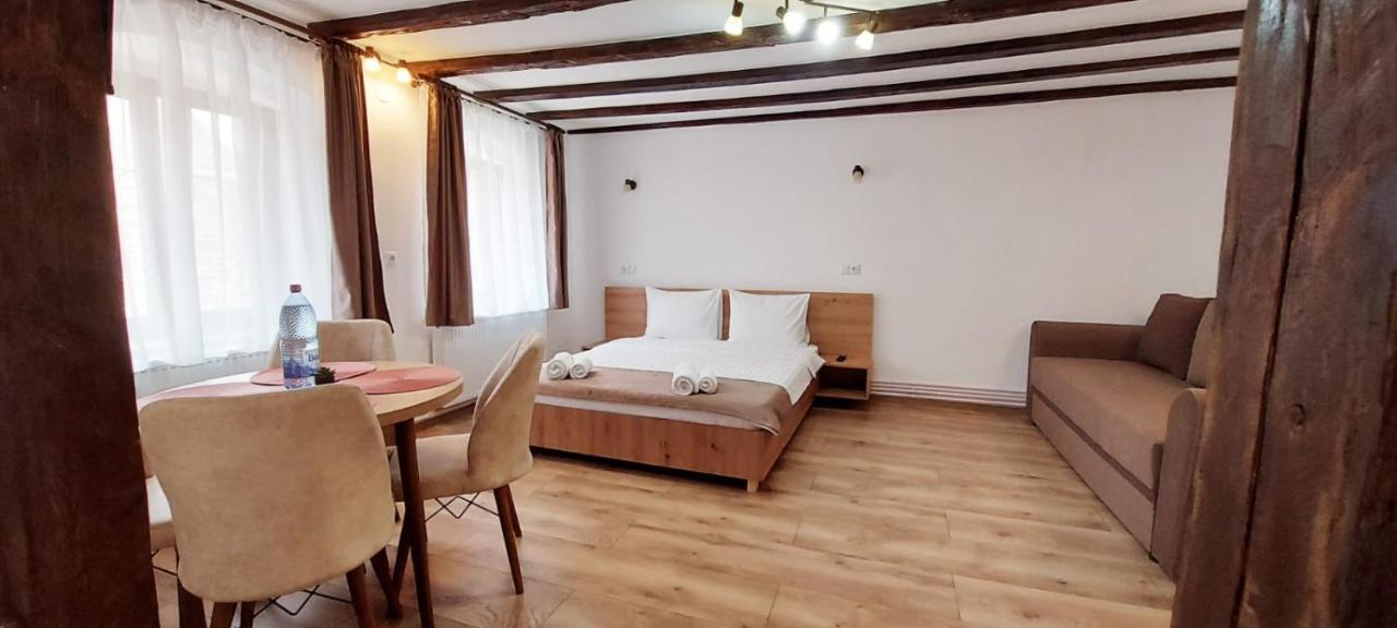 Lindenhaus Hotell Sibiu Eksteriør bilde