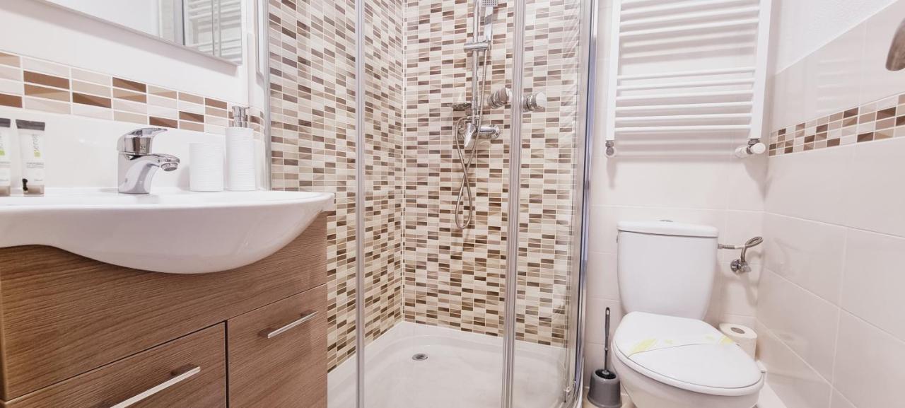 Lindenhaus Hotell Sibiu Eksteriør bilde