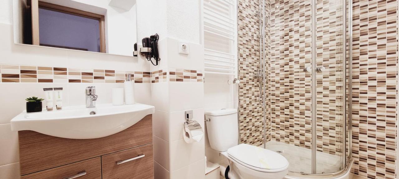 Lindenhaus Hotell Sibiu Eksteriør bilde