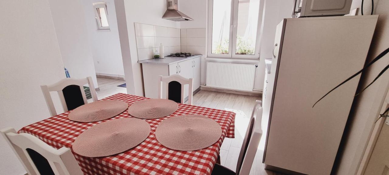 Lindenhaus Hotell Sibiu Eksteriør bilde